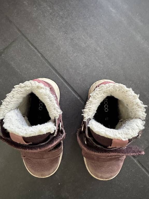 Schuhe für Jungen: Winterschuhe 23 – Gebraucht aus Jona von Betty010 1
