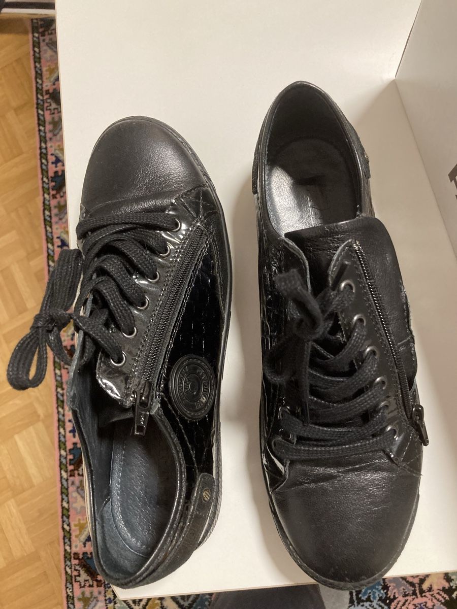 Scarpe da donna: Baskets Pataugas 39 modèle Jester – Usato da Martigny venduto da marithe60 1