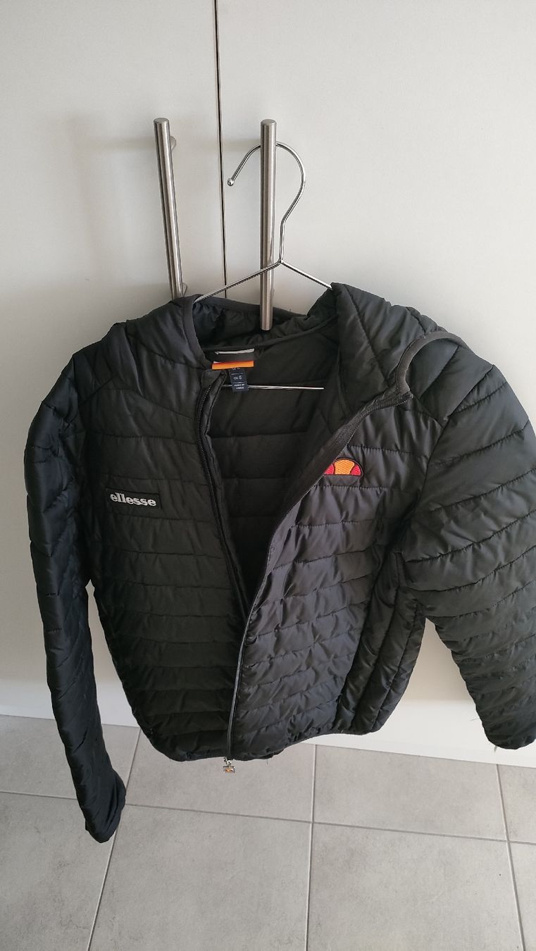 Ellesse Giacche: veste Ellesse – Usato da Froideville venduto da JF46 2