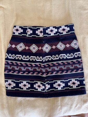 Zara short patterned skirt 