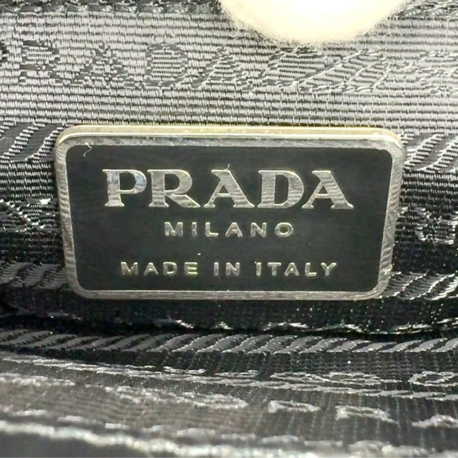 Prada Borse da donna: Prada Sport Handbag – Usato da Chamoson venduto da Sapoloshop 4