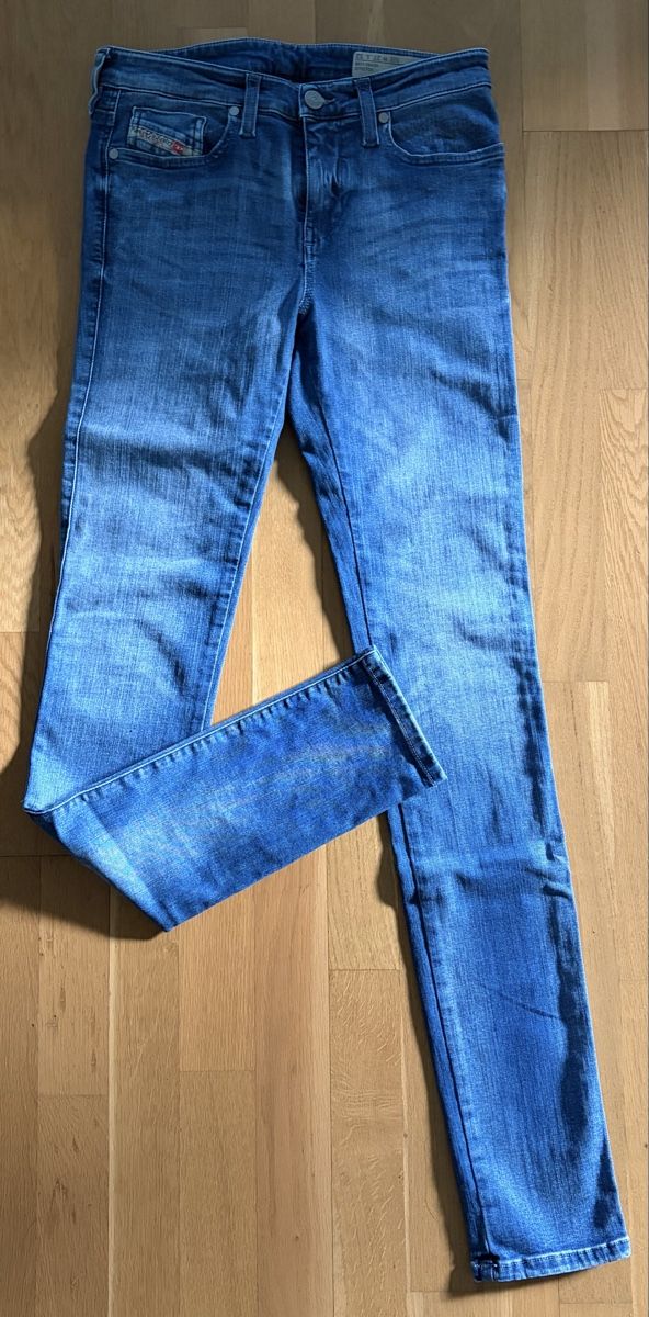 Diesel Jeans: Diesel Jeans Gr.27/32 – Usato da Schaffhausen venduto da London114