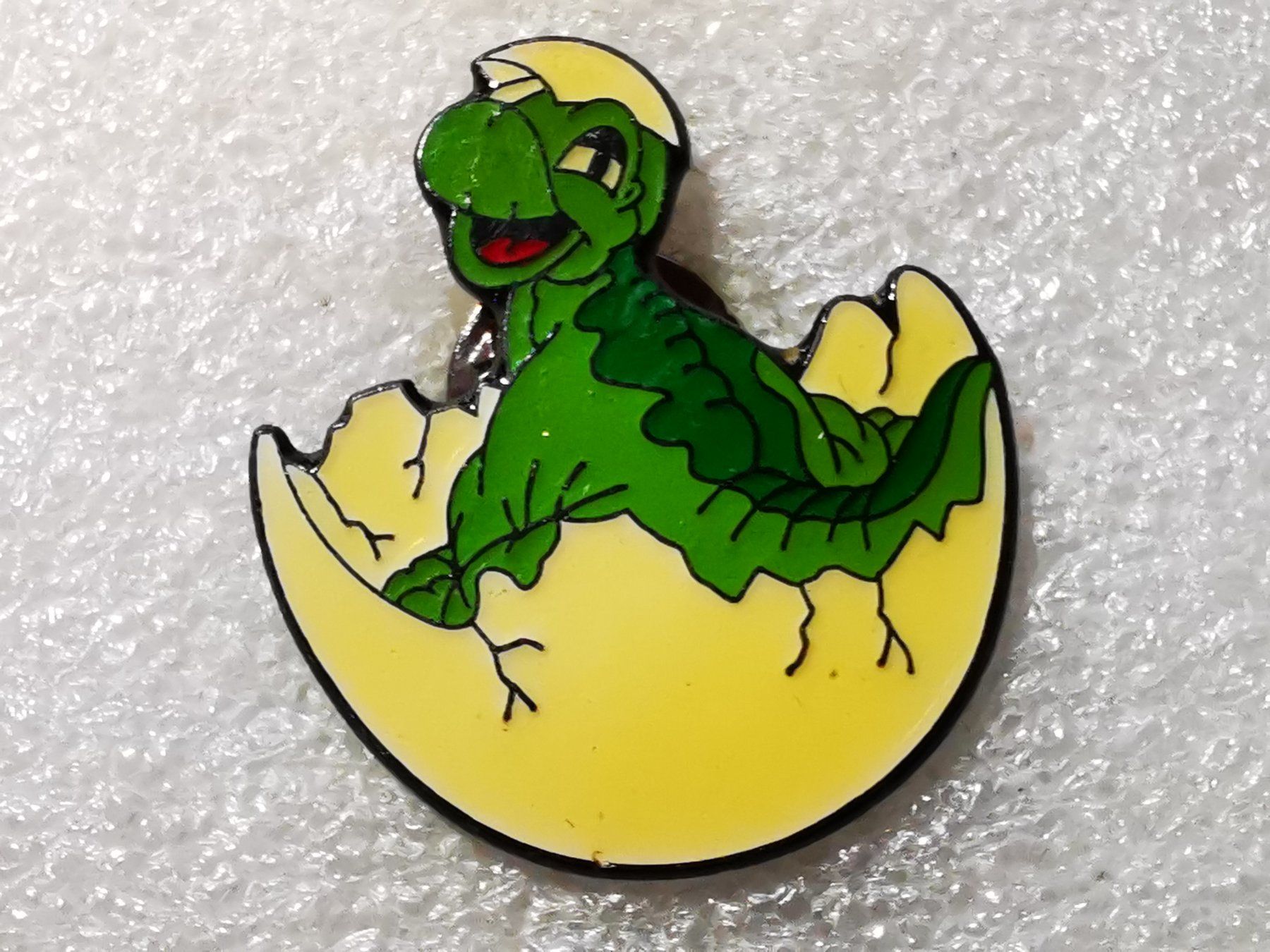 Placchette & Badge: Ansteckpin 48: Disney Dinosaurier – Usato da Oppligen venduto da Pin-Fall-Shop