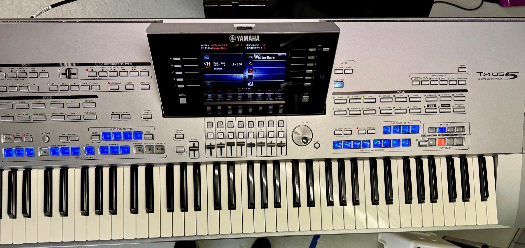 Yamaha Musikinstrumente: Yamaha Tyros 5  76 Tasten – Gebraucht aus Uster von  1