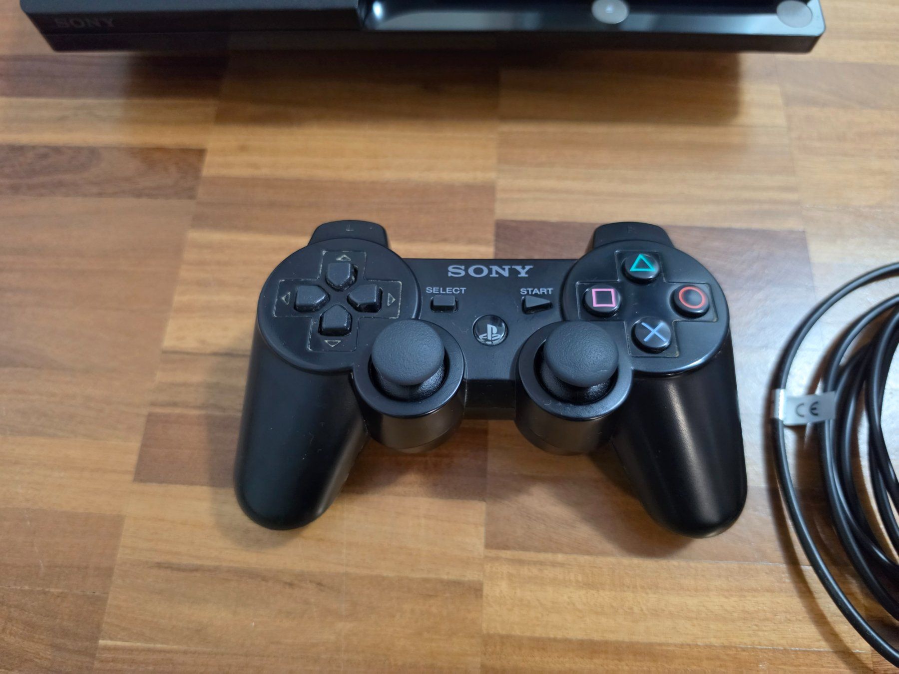 Sony Console: PS3 Slim Konsole mit Zubehör ab 1 Fr.- – Usato da Chur venduto da Ghostwulf 2
