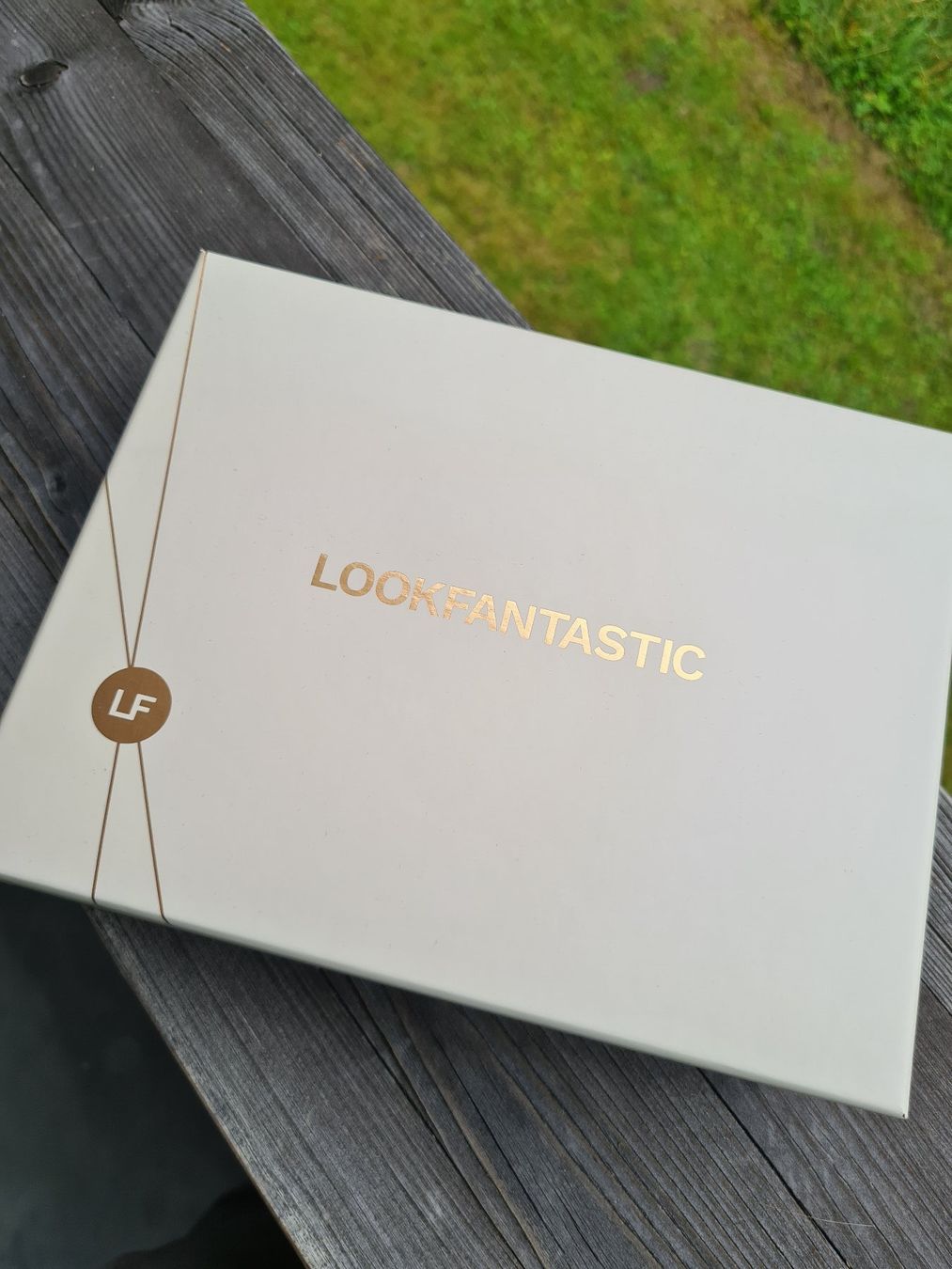 Cura del viso: NIP+FAB Kosmetik – Usato da Heimisbach venduto da Rotflengel 1