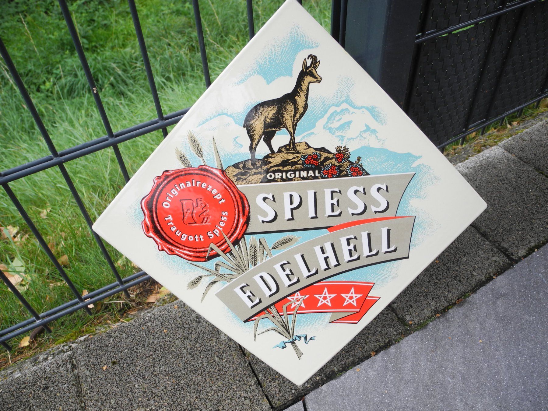 Eichhof Ecriteaux: ORIGINAL EMAILSCHILD SPIESS EDELHELL (EICHHOF) – D'occasion à Reinach AG par Huckleberrysix