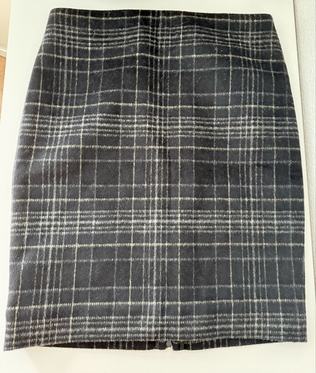 Cos Gonne: COS Wool Blend Plaid Mini Skirt, Size 34, Fall Wardrobe – Usato da Zollikerberg venduto da MK-13 3