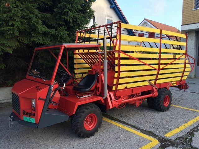 Rapid Tutte le macchine: RAPID Cargotrac 12 S  Selbstfahrender Ladewagen – Usato da Gunzwil venduto da miduss 1
