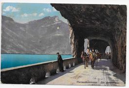 Axenstrasse mit Fuhrwerken,
