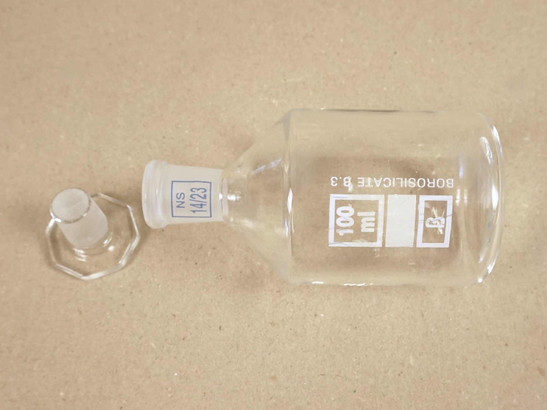 Accessori da laboratorio: Blaubrand-Weithalsflasche NS 14/23 100ml 8 STK. – Usato da Pratteln venduto da Restwert_Pratteln 5