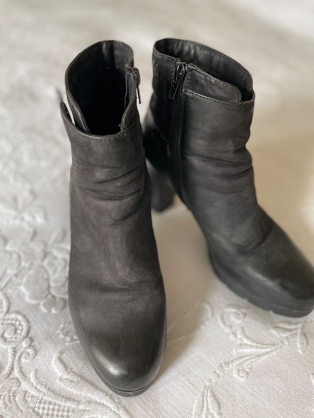 Globus Scarpe da donna: Schwarze Leder Stiefeletten Gr. 39 Herbst von Globus – Usato da Birsfelden venduto da Nic21 7