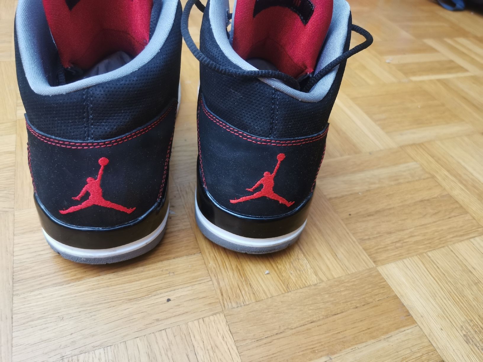 Jordan Herrenschuhe: Air jordan 1 retro 42 – Gebraucht aus Bern von ged_ffx9 3