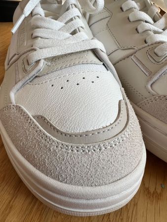 Axel Arigato, neu,  weiss/ beige, HerrenGr. 41