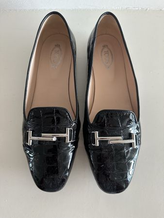 Tods black flat size 39 