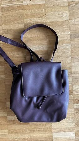 Kunstleder-Rucksack dunkel-lila