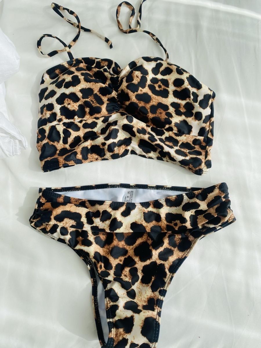 Maillots de bain & Bikinis: NEUE Bikini oder Sport Dessous, S – Neuf avec emballage d'origine à Rorschacherberg par LUXUS24