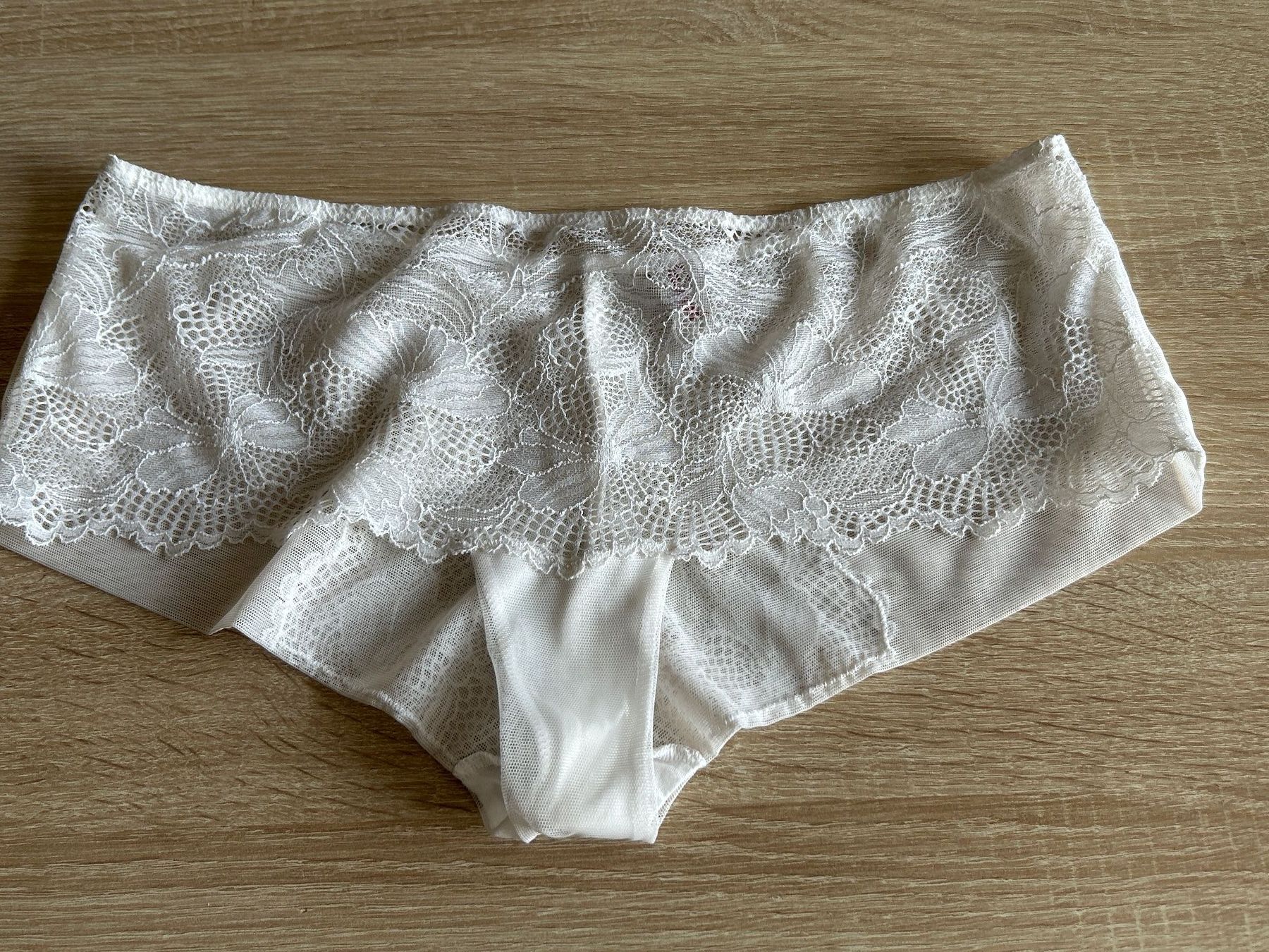 Triumph Altra biancheria intima: Triumph Make -Up Illusion Lace Shorty weiss Gr. 40 – Usato da Brunnen venduto da Nala2929 3