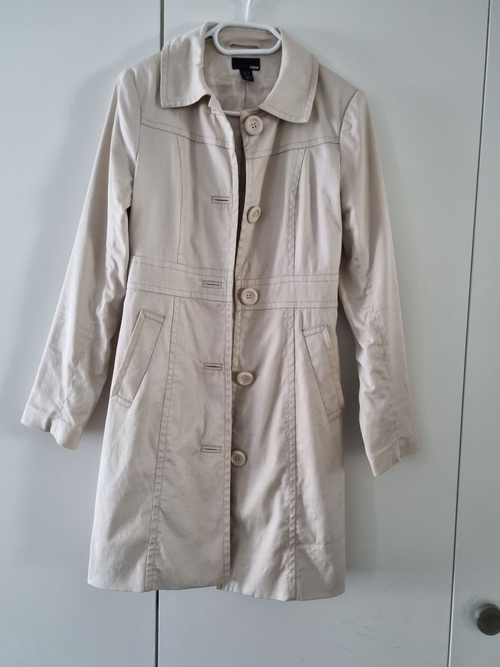 H&M Cappotti: H&M Trenchoat Gr. 34 – Usato da Thalwil venduto da Briscolina 1