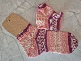 Norweger Sneakers Gr. 38/39- Hand gestrickt- Neu