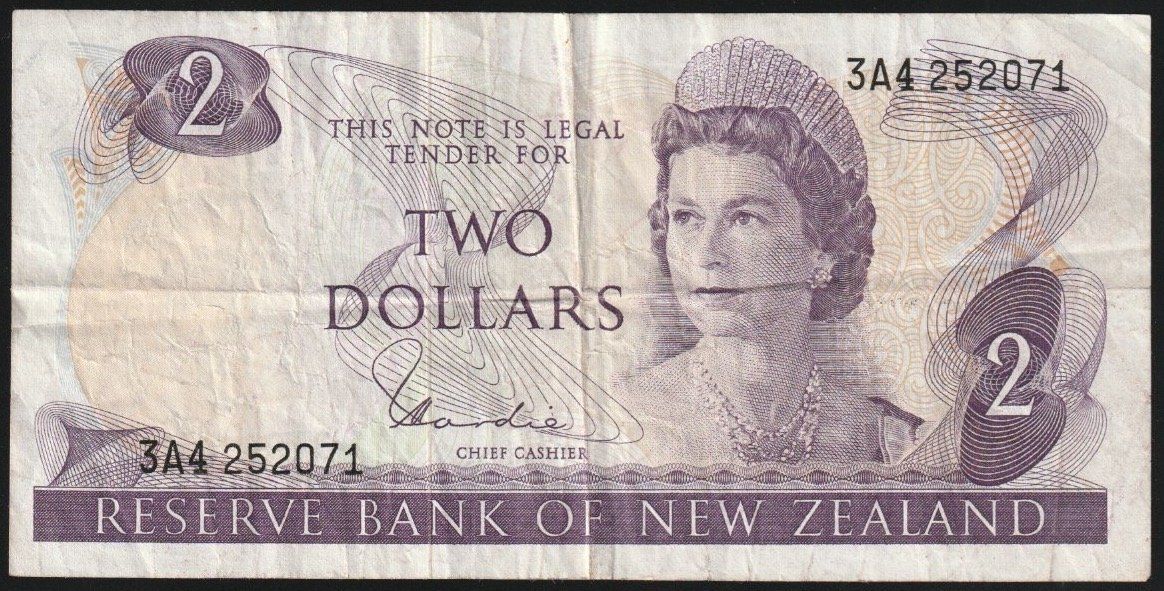 Banconote: Neuseeland 2 Dollars 1967 – Usato da Brugg AG venduto da banknoten_muesli