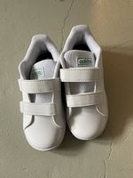 Neue Adidas Kinderschuhe Grösse 26