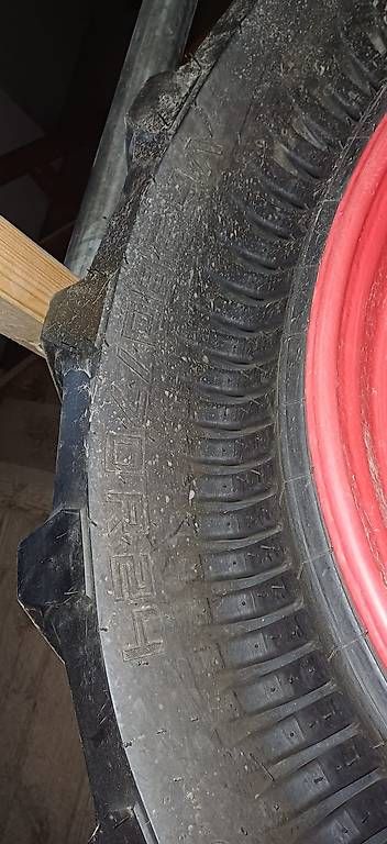 Pneumatici & Ruote complete: Räder zu Fendt 200v – Usato da Oberkirch venduto da Jonas059 1