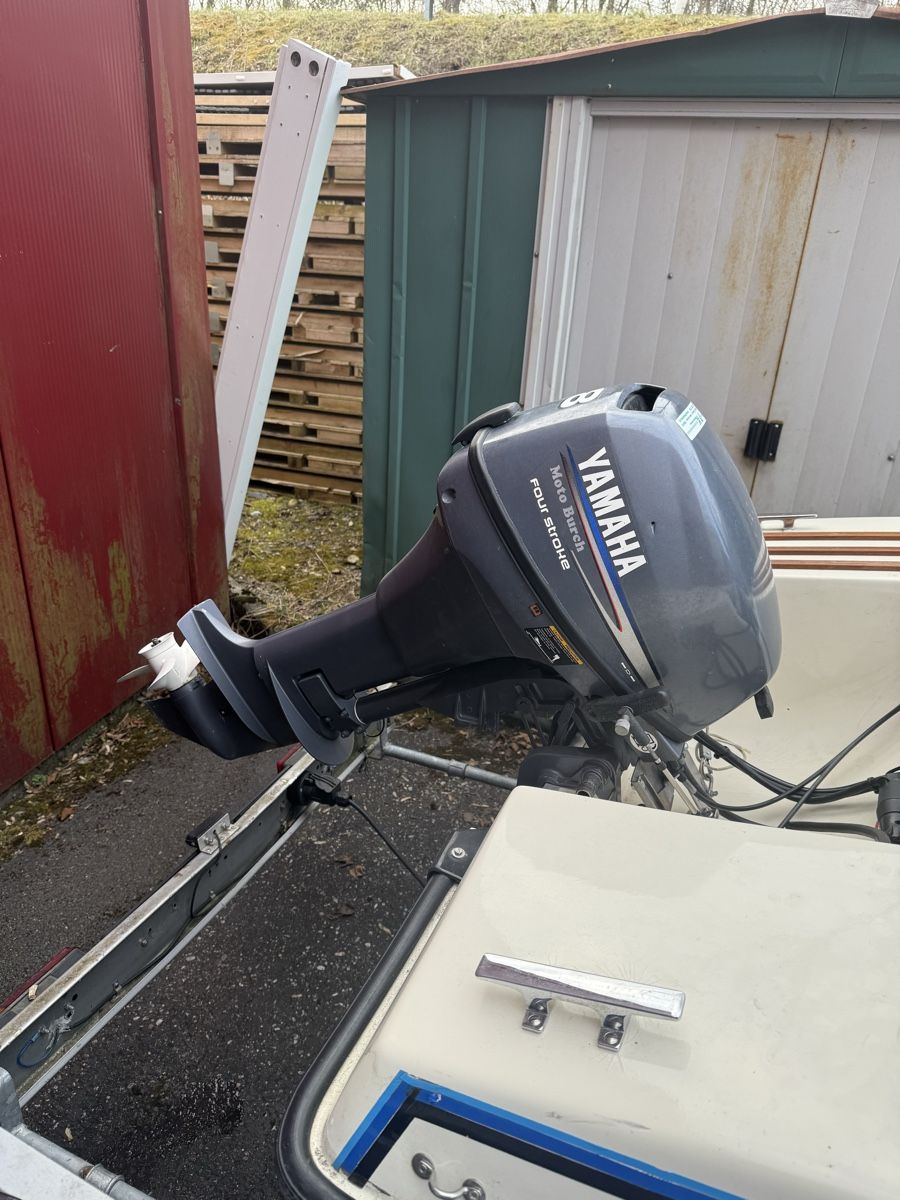 Yamaha Boote: Motorboot mit Trailer zu verkaufen - 8 Ps – Gebraucht aus Cham von Mmylan 2