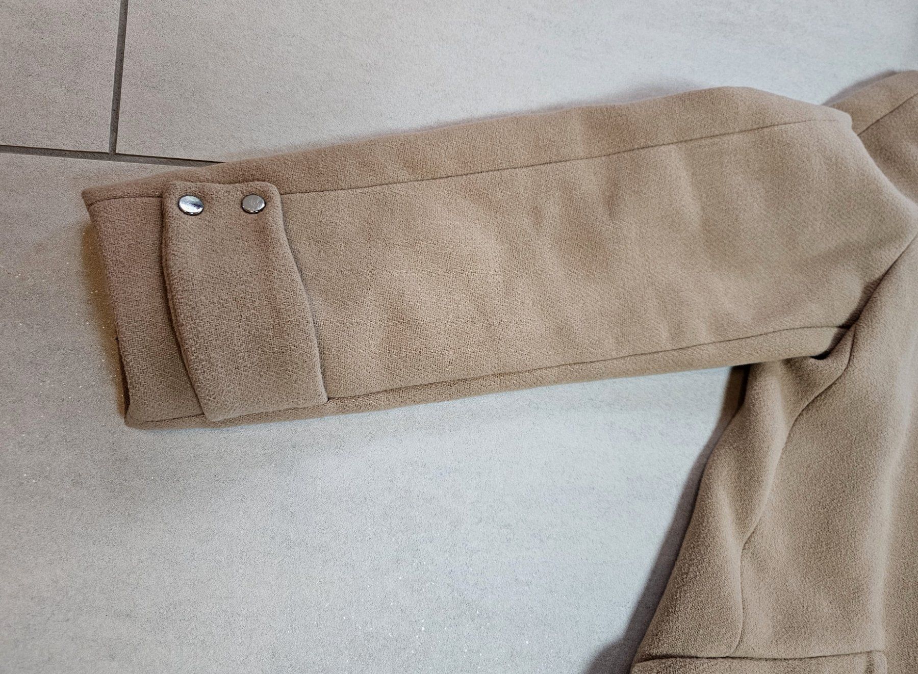 Cappotti: Kurzmantel Polyester/Wolle Grösse L – Usato da Einigen venduto da Pretorius66 4