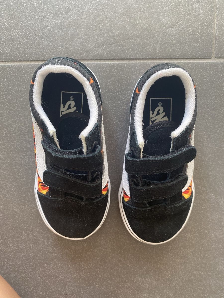 Vans Schuhe für Jungen:  Vans Schuhe Kinder Grösse 24  – Gebraucht aus Binningen von Eober 1