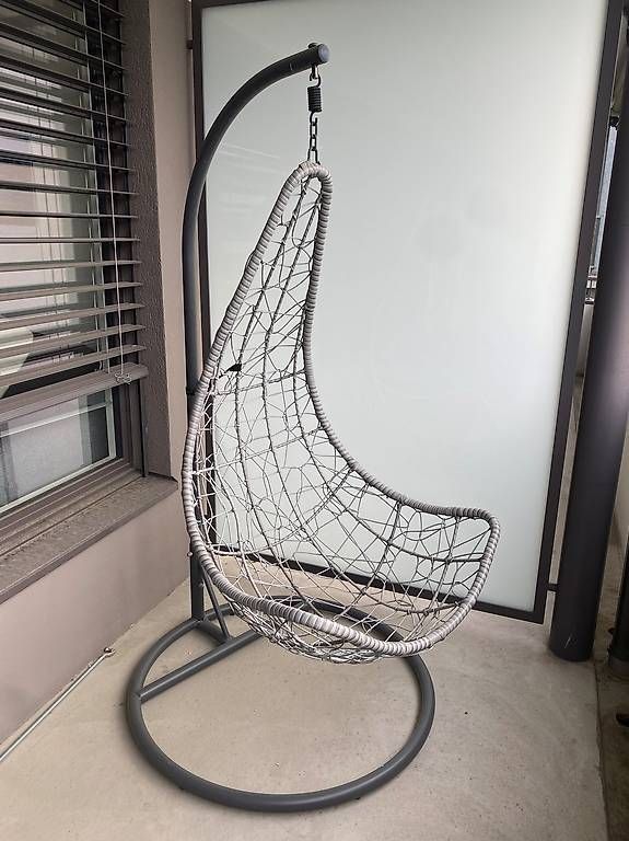 Gartenhängesitze: Diverse Balkon Möbel – Gebraucht aus Basel von ghi_hw9w 4