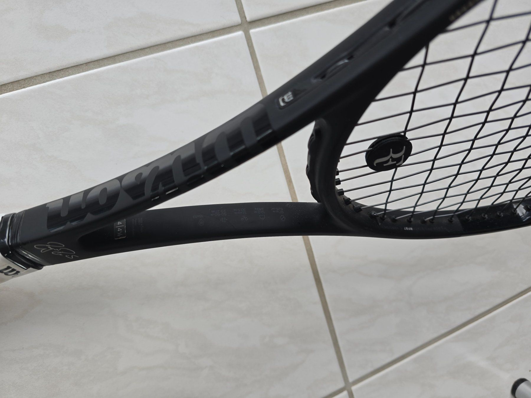Wilson Racchette: Wilson Pro Staff RF 97 V11 Autograph Roger Federer – Usato da Hausen AG venduto da 1stok 2