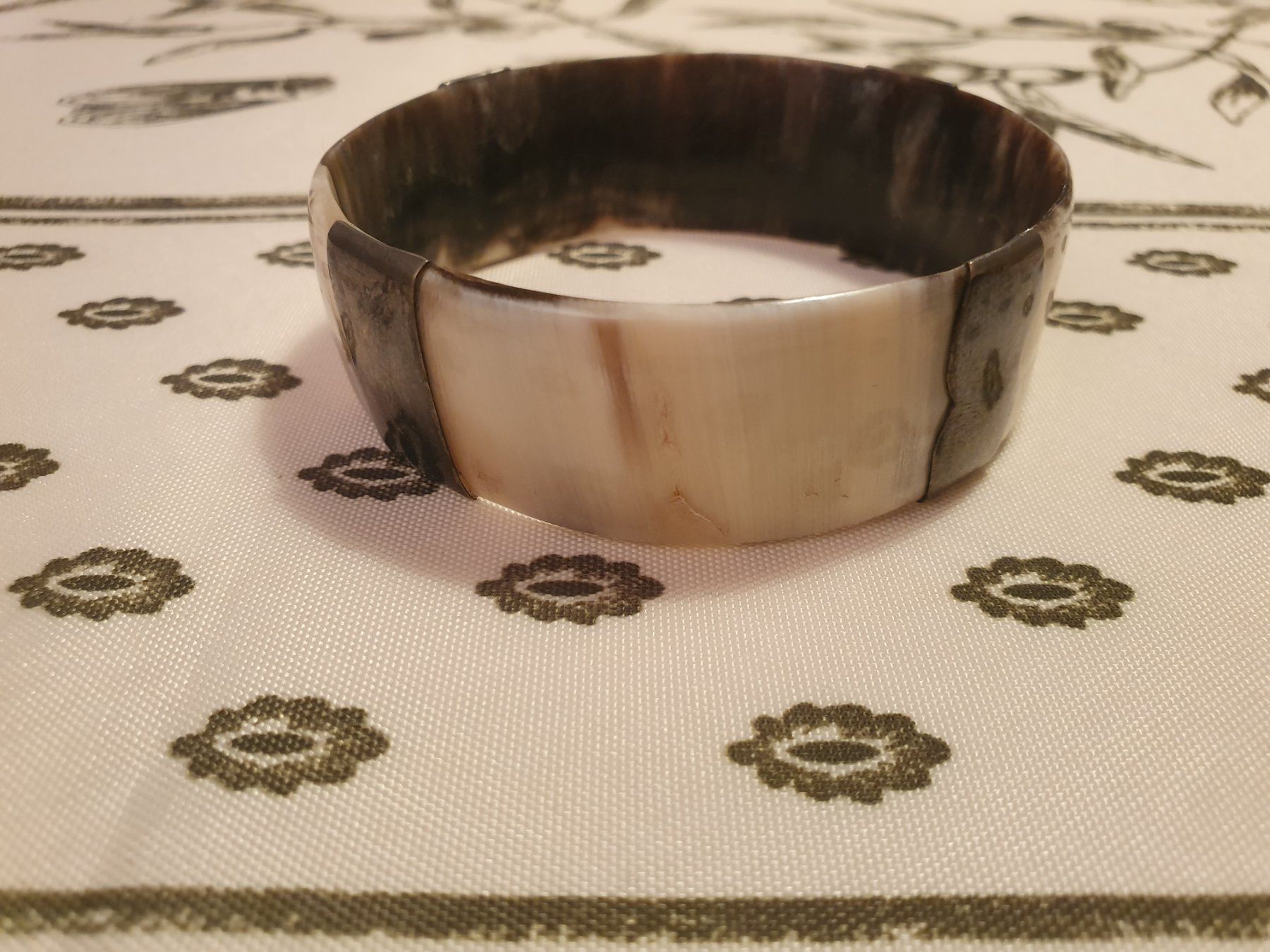 Bracciali & Braccialetti: Bracelet en argent et corne – Nuovo (secondo la descrizione) da Genève venduto da GenevaLuxury 1
