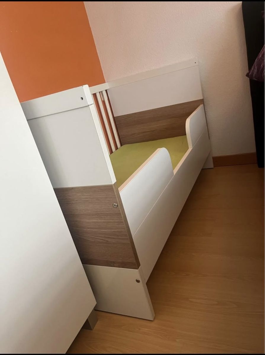 Letti: Kinderbett  – Usato da Hägendorf venduto da Rejanbe