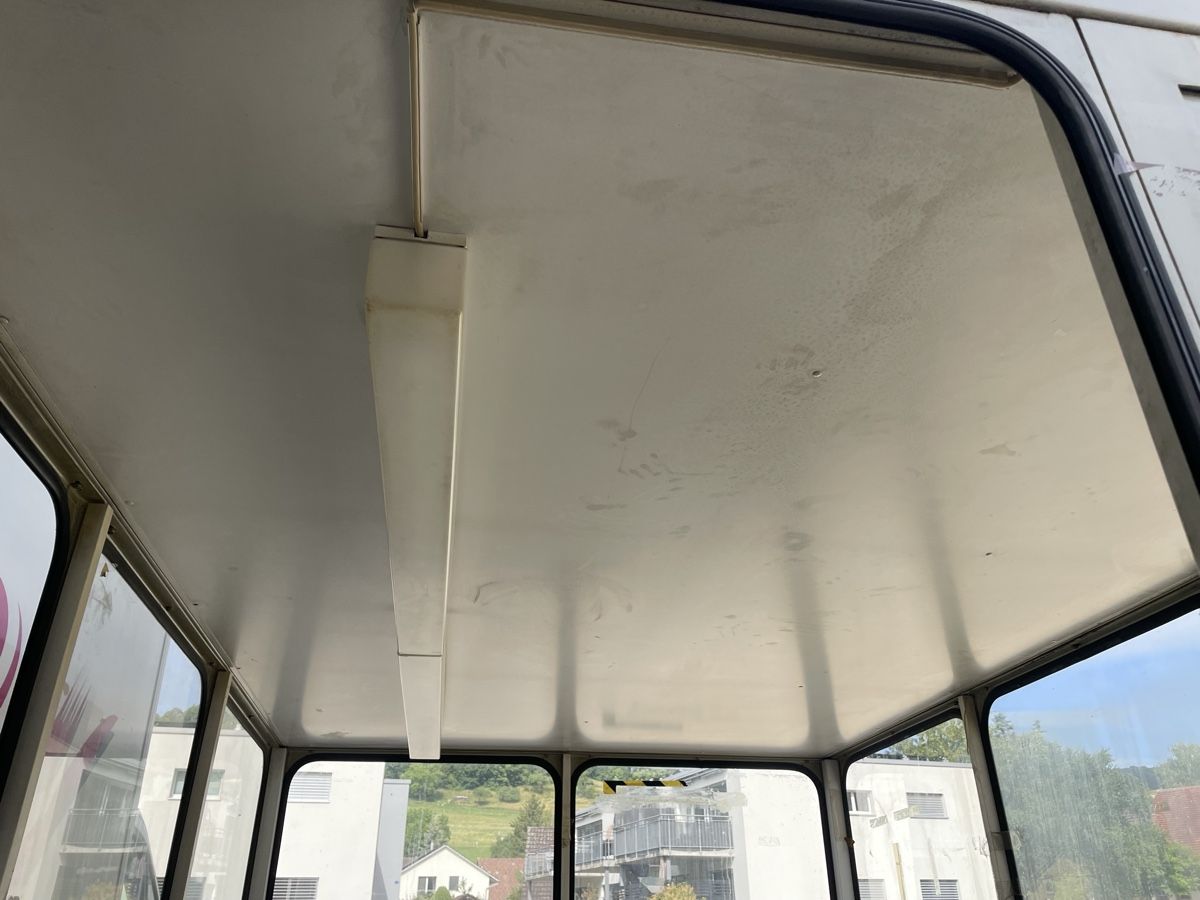 Contenitori edile: Verkaufscontainer Kiosk Container mit Glasfronten – Usato da Schaffhausen venduto da AESS1 5