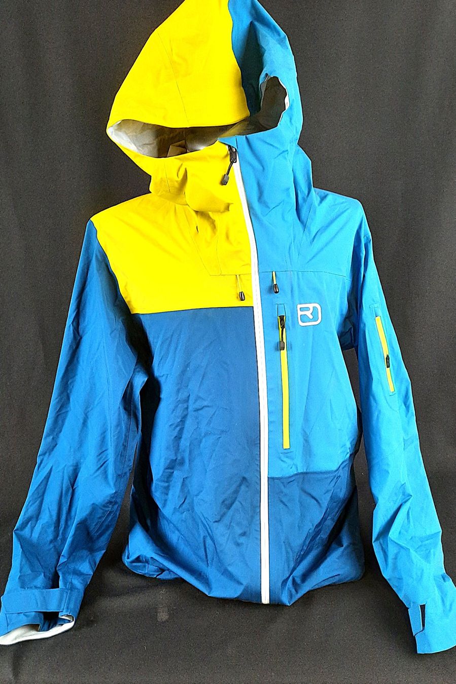 Ortovox Giacche: ORTOVOX Jacket – Nuovo (secondo la descrizione) da Beinwil am See venduto da Restwert_Beinwil