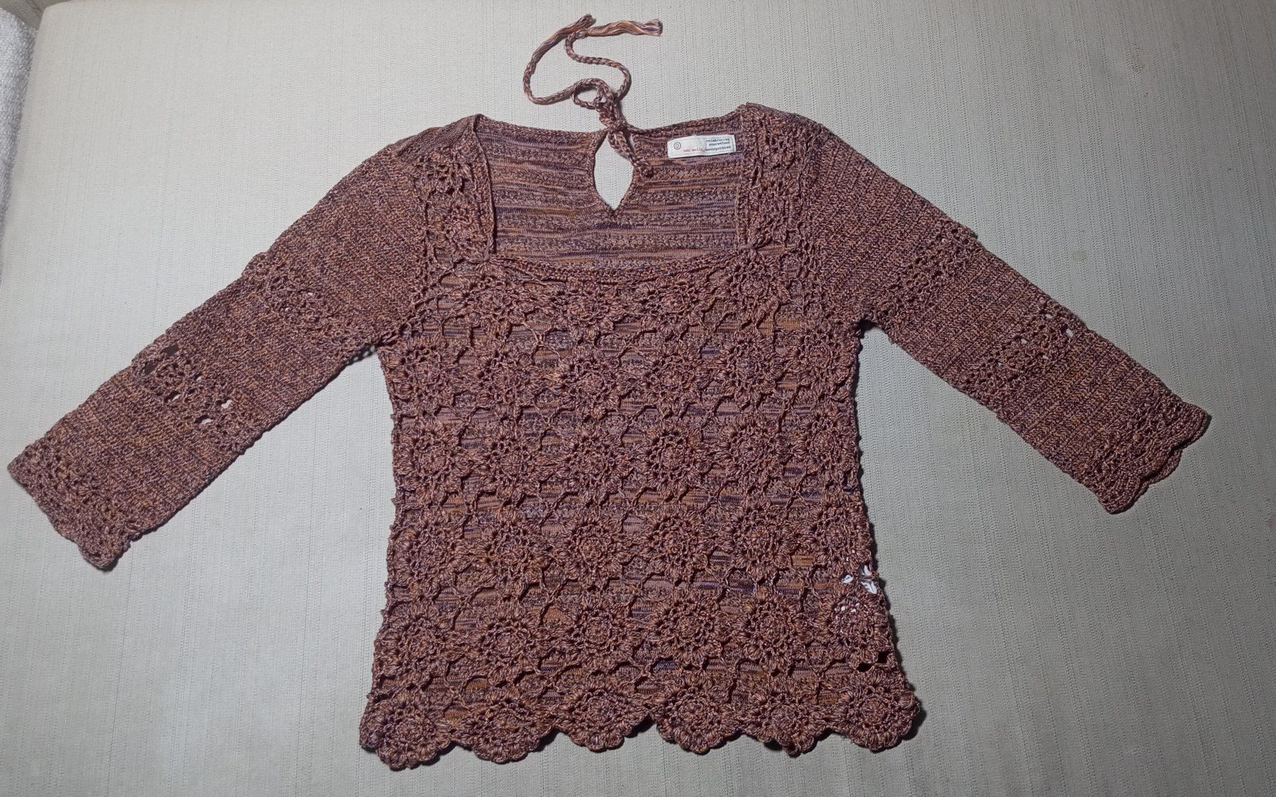Cover & Protezioni schermo: Odd Molly Strick Pullover Crochet handgehäkelt 3 M zu Nile – Usato da St. Gallen venduto da Hereplaysmusic 2