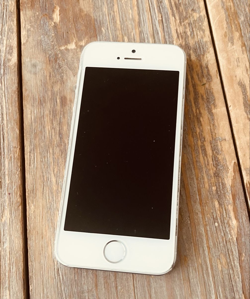 Apple Portables: Iphone 6 128GB – D'occasion à Bülach par qnz12 1
