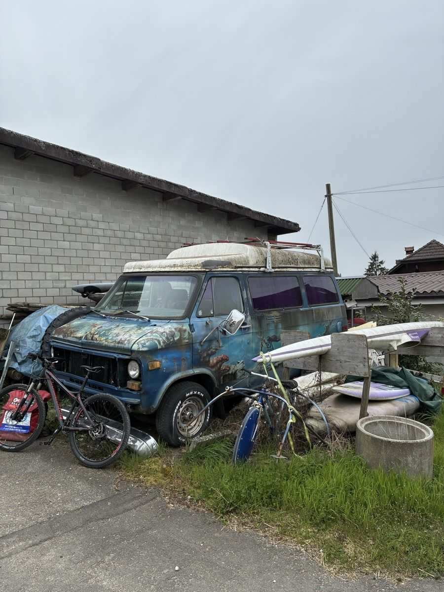 Chevrolet Autos: Oldtimer Van Chevrolet Bastlerfahrzeug  – Défectueux à Jens par Yvanbnc 1