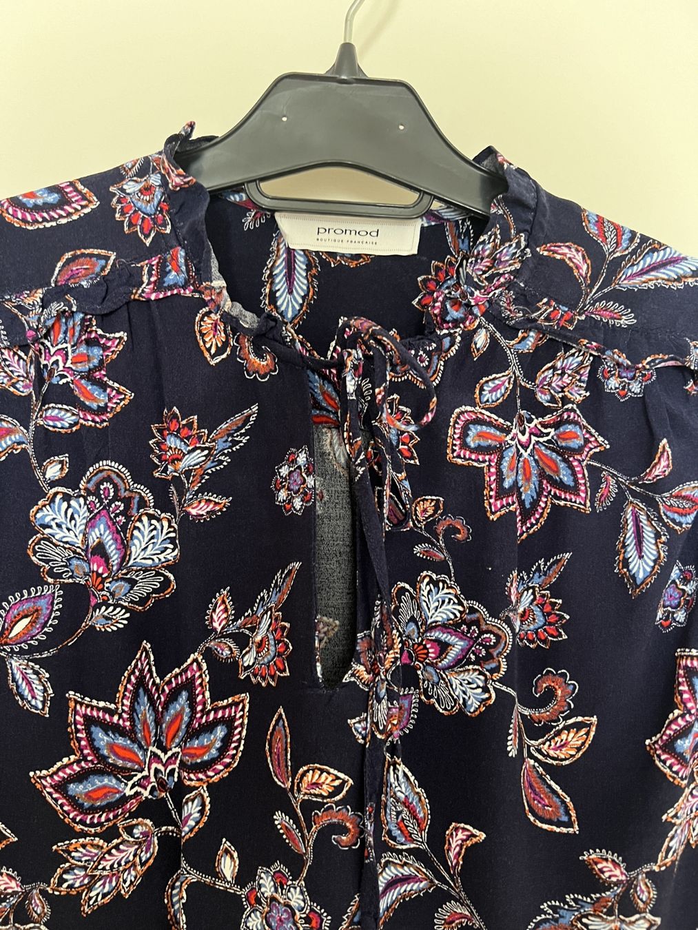 Promod Camicette: PROMOD Flowers Blouse CH 34 – Usato da Horgen venduto da linuxrp 1