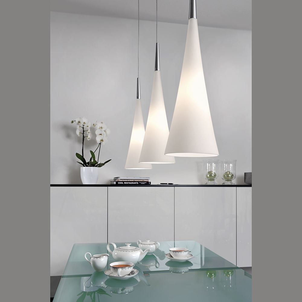 Lampadari & plafoniere: Pendelleuchte, 150 cm Höhe, 3 Strahler – Nuovo (secondo la descrizione) da Kreuzlingen venduto da Smart-Light