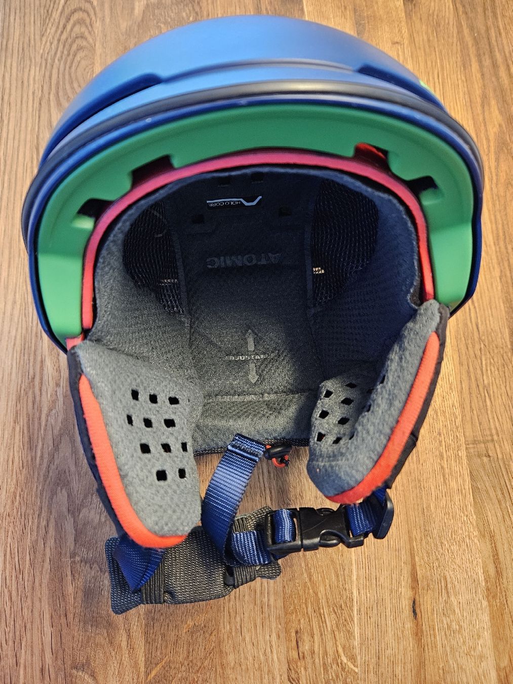 Atomic Casques: Skihelm Atomic XS 48-52 – D'occasion à Staufen par Thomasmartin 1