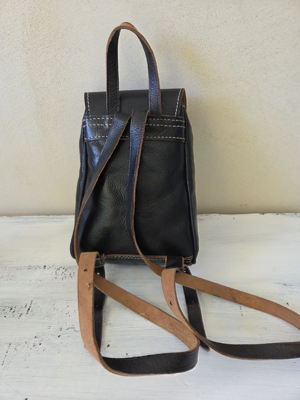 Zaini:  Mini Lederrucksack Schwarz Handgefertigt – Usato da Gebenstorf venduto da pryt5412 1