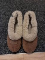 UGG Hausschuhe / Slippers