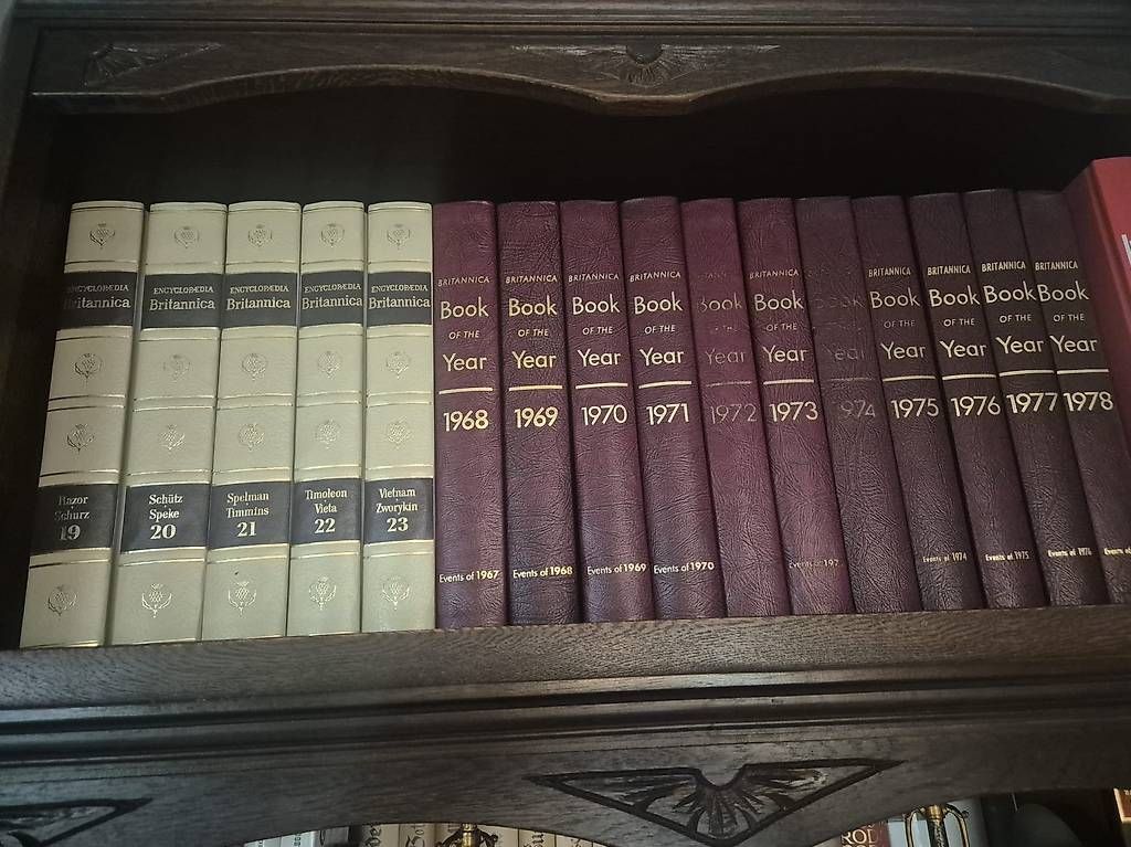 Libri: Encyclopedia Britannica – Usato da Zürich venduto da Tiziana3 1