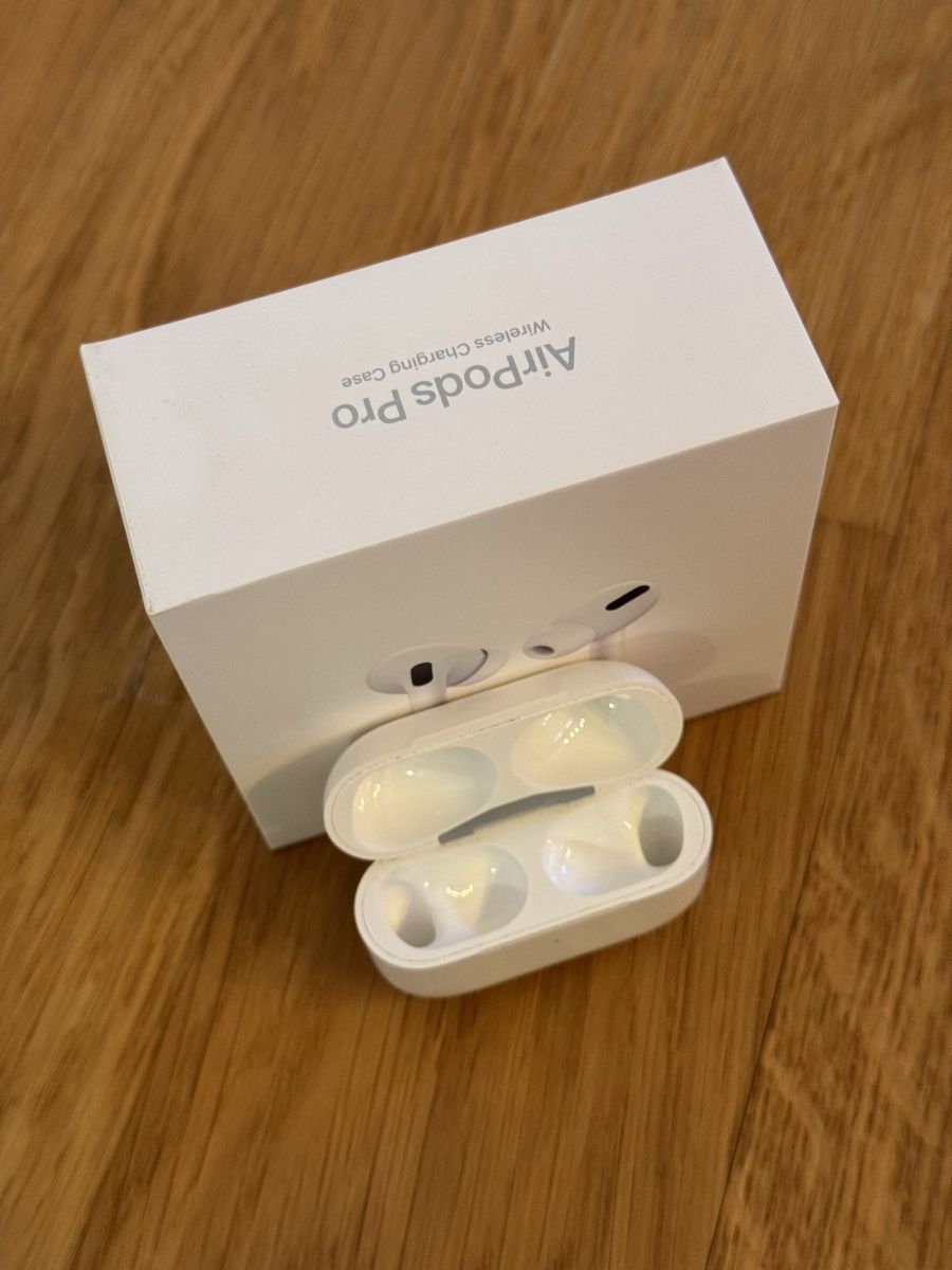 Apple Kopfhörer: Apple AirPods Pro (1. Generation) – Gebraucht aus Zürich von  5