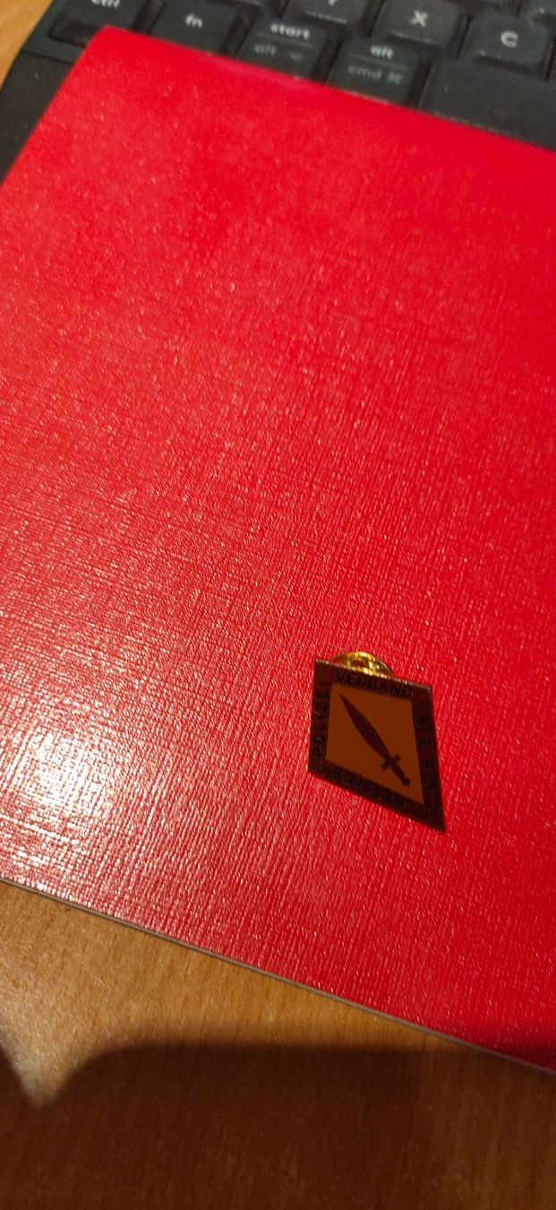 Placchette & Badge: Polizei Verbabd Bern Pin – Usato da Zürich venduto da Joer 2