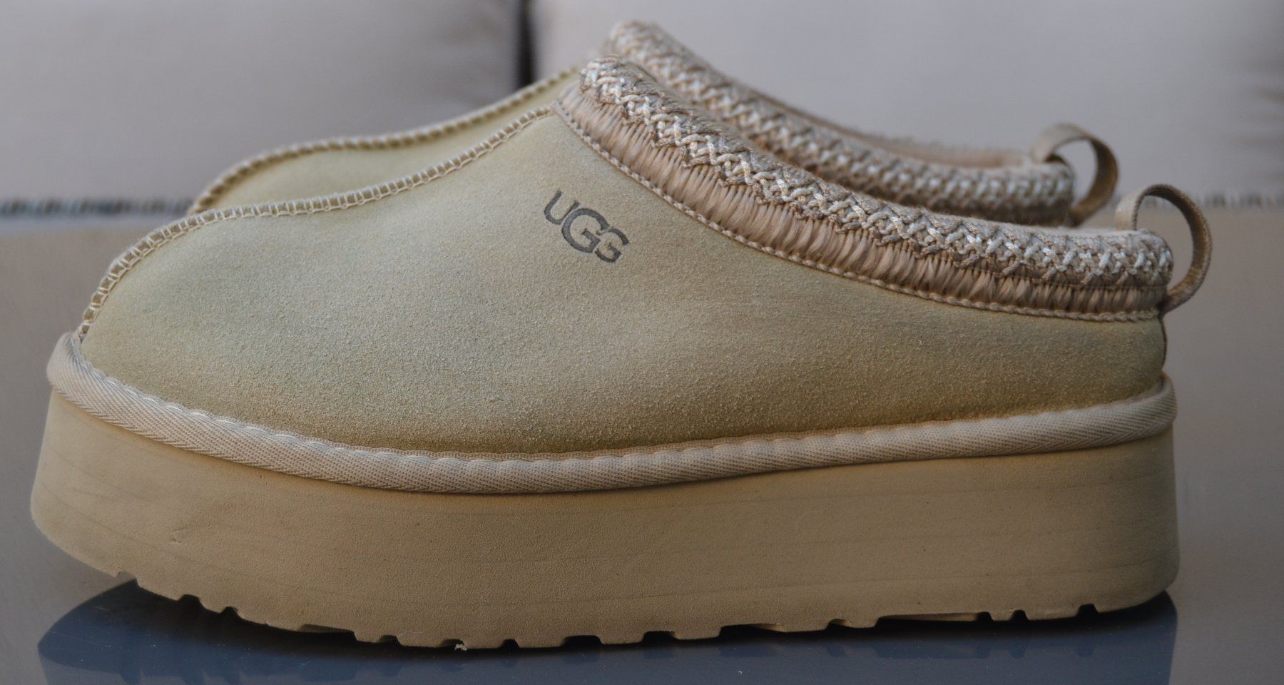 Ugg Damenschuhe: UGG Tazz Schuhe /  chaussures .Sabot  .39 – Gebraucht aus Collonges von arashee 4