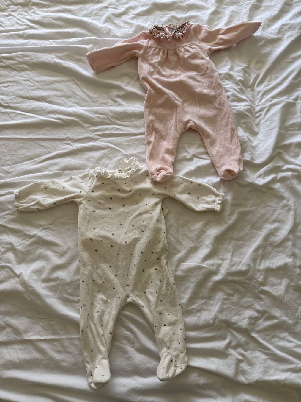 Cyrillus Pigiama & Simili: Lot de 2 pyjamas Cyrillus 9 mois – Usato da Pully venduto da KpatA
