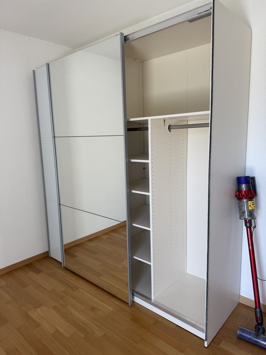 Schränke: Schwebetürenschrank Spiegel – Gebraucht aus La Tour-de-Peilz von HOTMI00 2